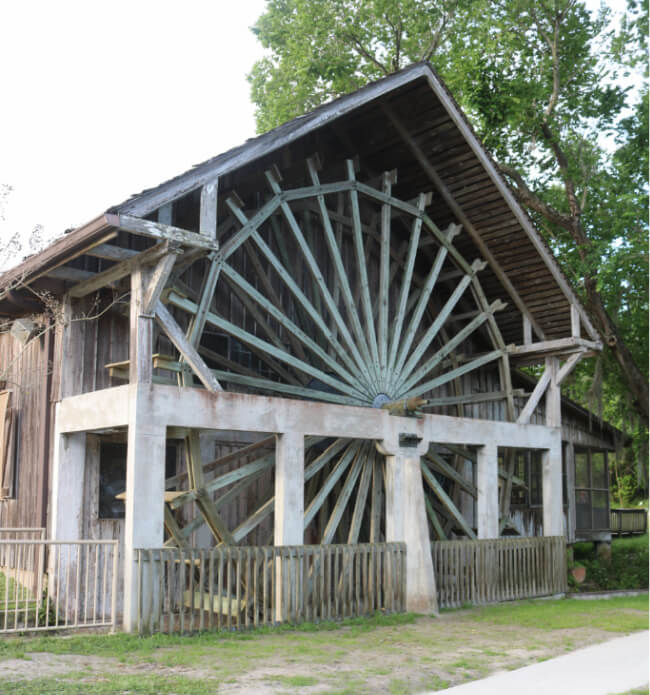Old-Spanish-mill-grill 
