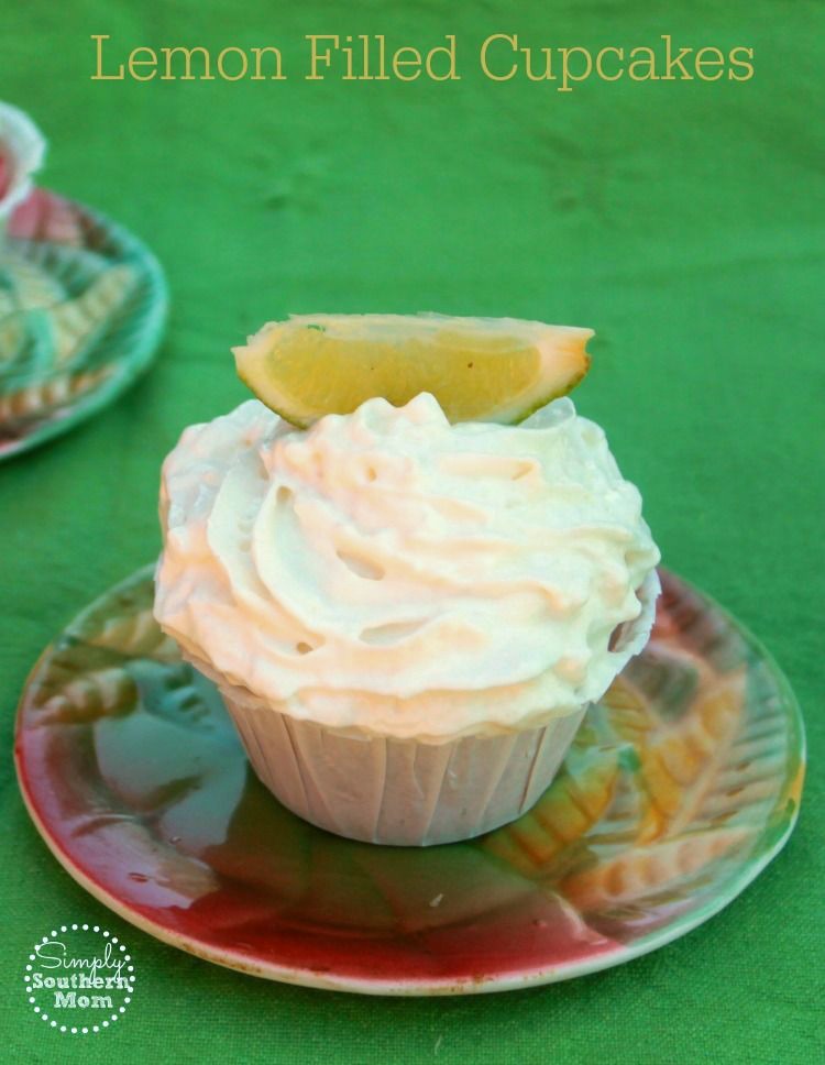 Lemon Ice Box Pie Filled Cupcakes 