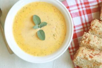 Panera-Bread-Copycat-Broccoli-And-Cheese Soup